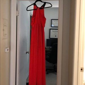 Beautiful and bright maxi dress!